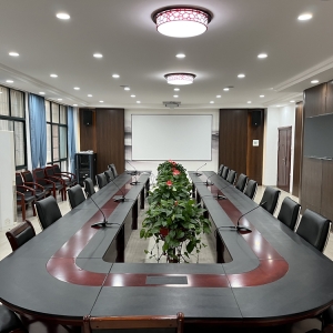 中南大學(xué)***學(xué)院會議室改造