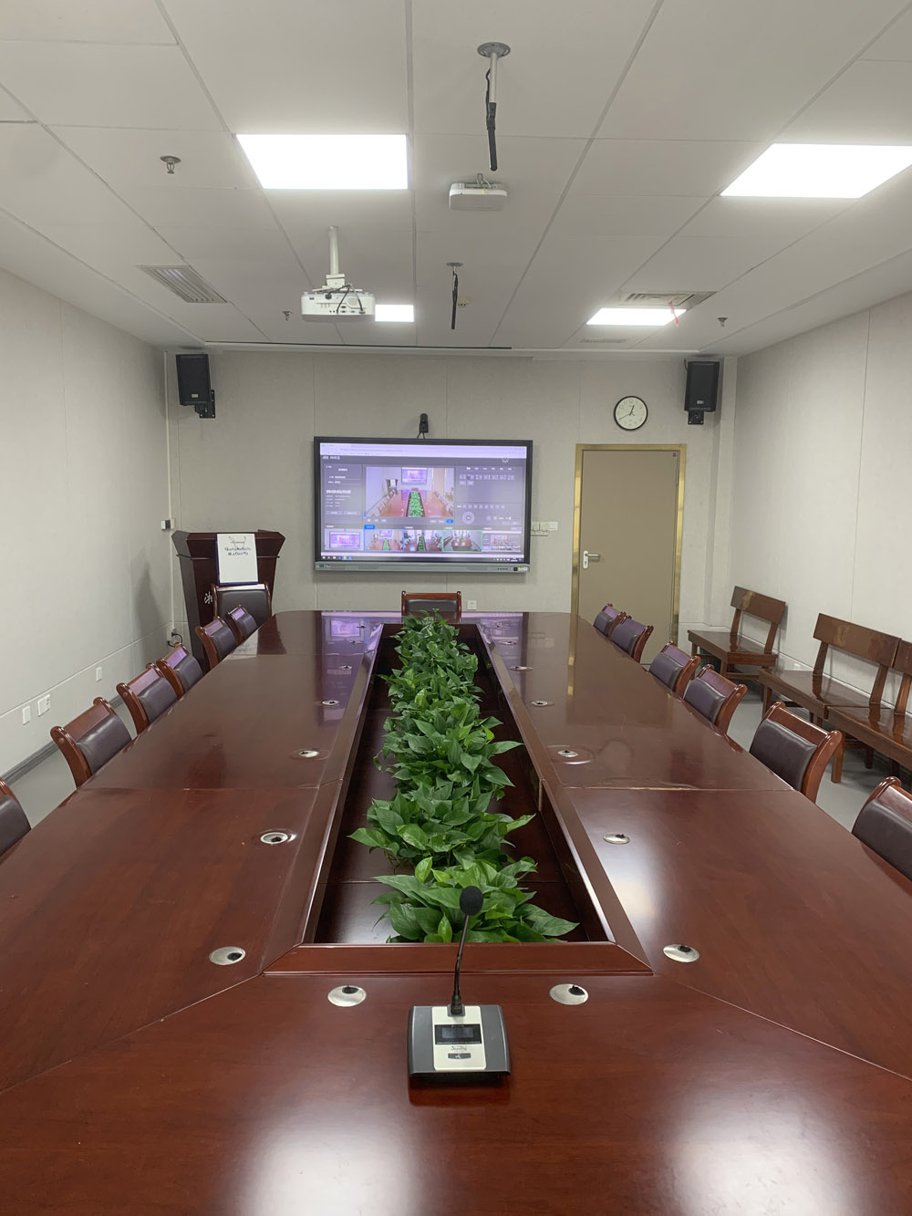 中南大學(xué)智慧教室建設(shè)(圖1)